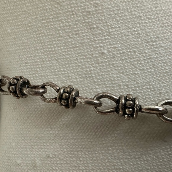 Premier Designs Silver-Toned Necklace & Bracelet - Picture 5 of 9